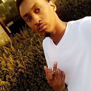 Meet your Posher, Dimitri